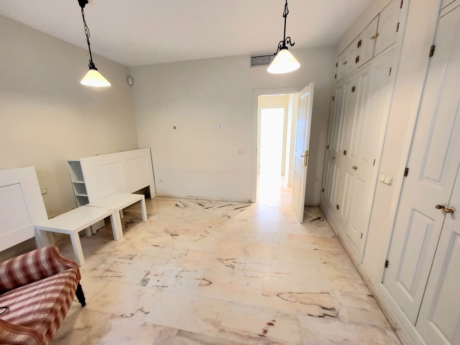 3 sypialnia Mieszkanie na sprzedaż w Estepona - 950 000 € (Ref: 9325179)