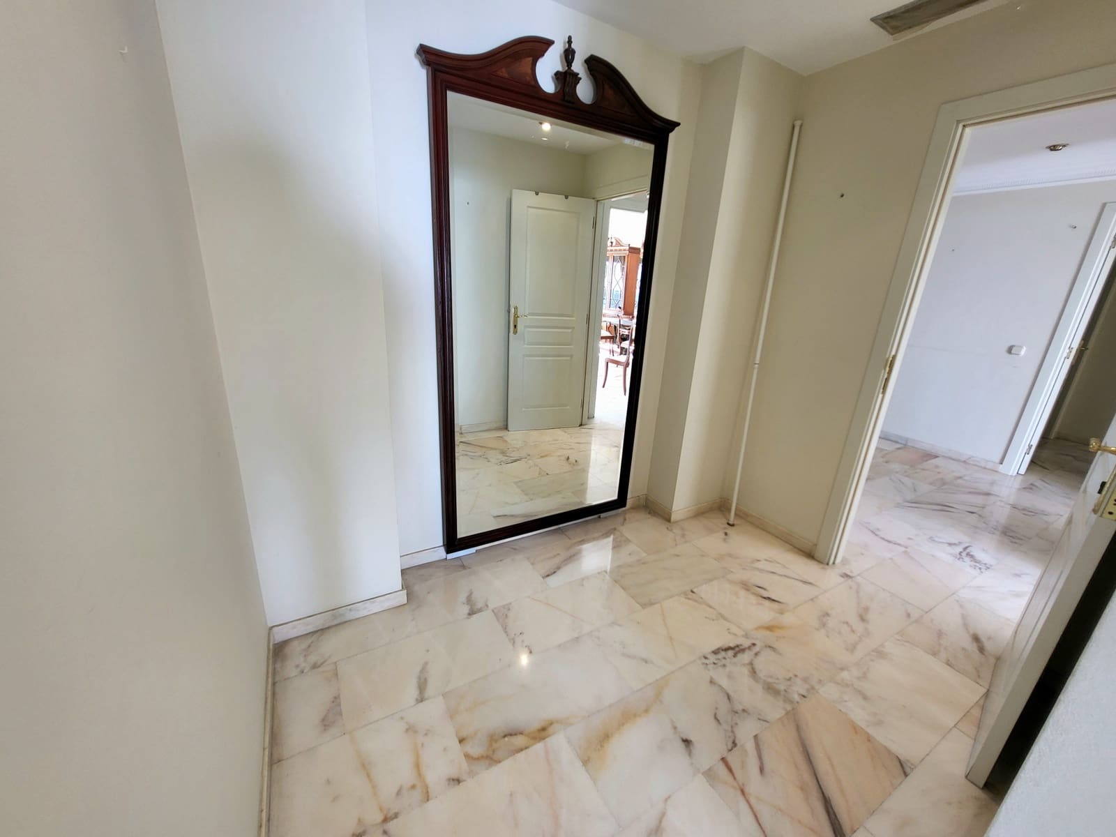 3 sypialnia Mieszkanie na sprzedaż w Estepona - 950 000 € (Ref: 9325179)