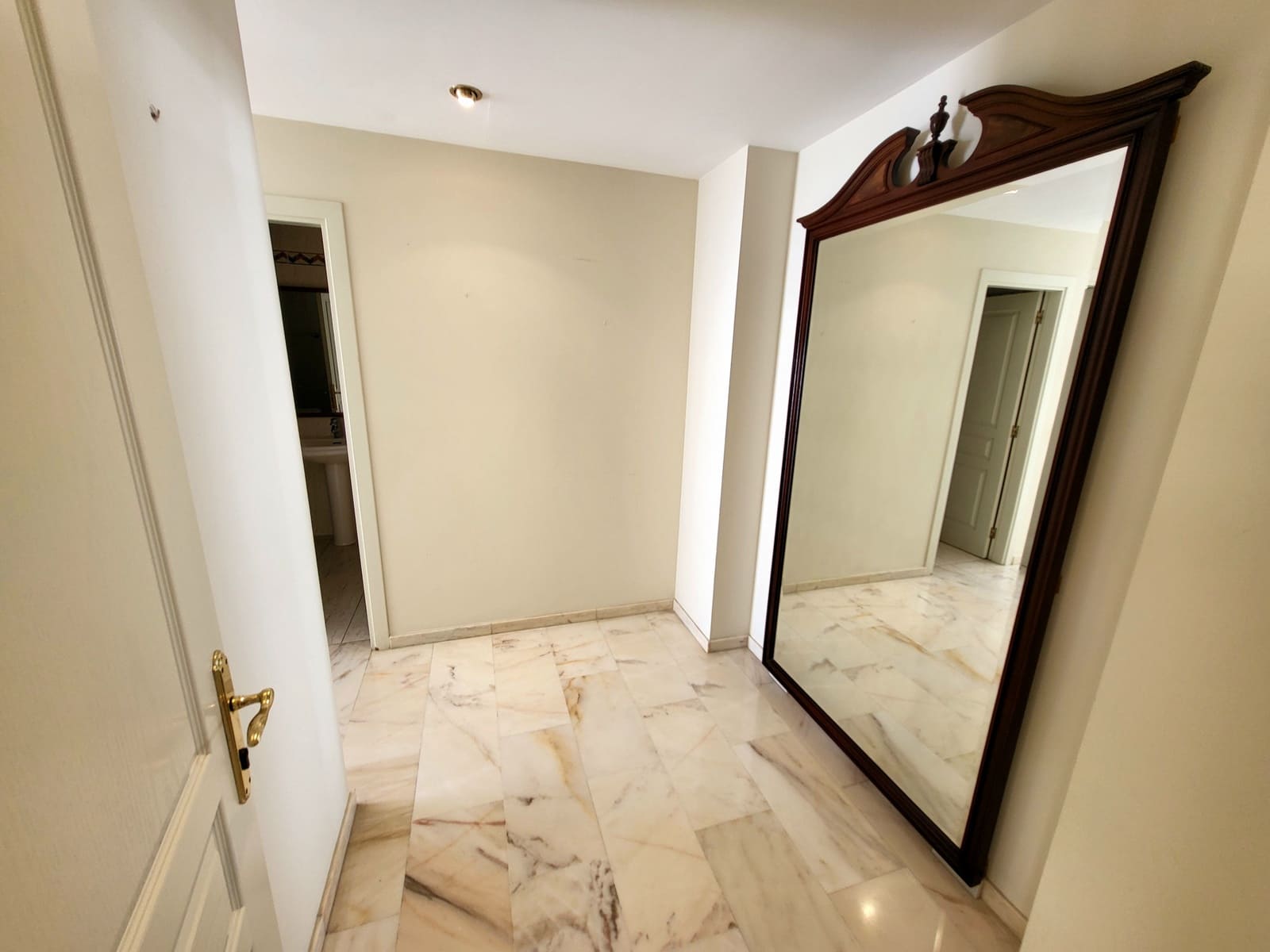 3 sypialnia Mieszkanie na sprzedaż w Estepona - 950 000 € (Ref: 9325179)