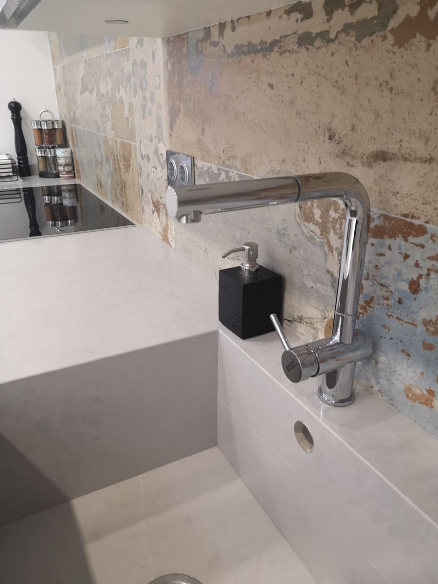 Casa de 4 habitaciones en Estepona en venta con garaje - 595.000 € (Ref: 9335643)