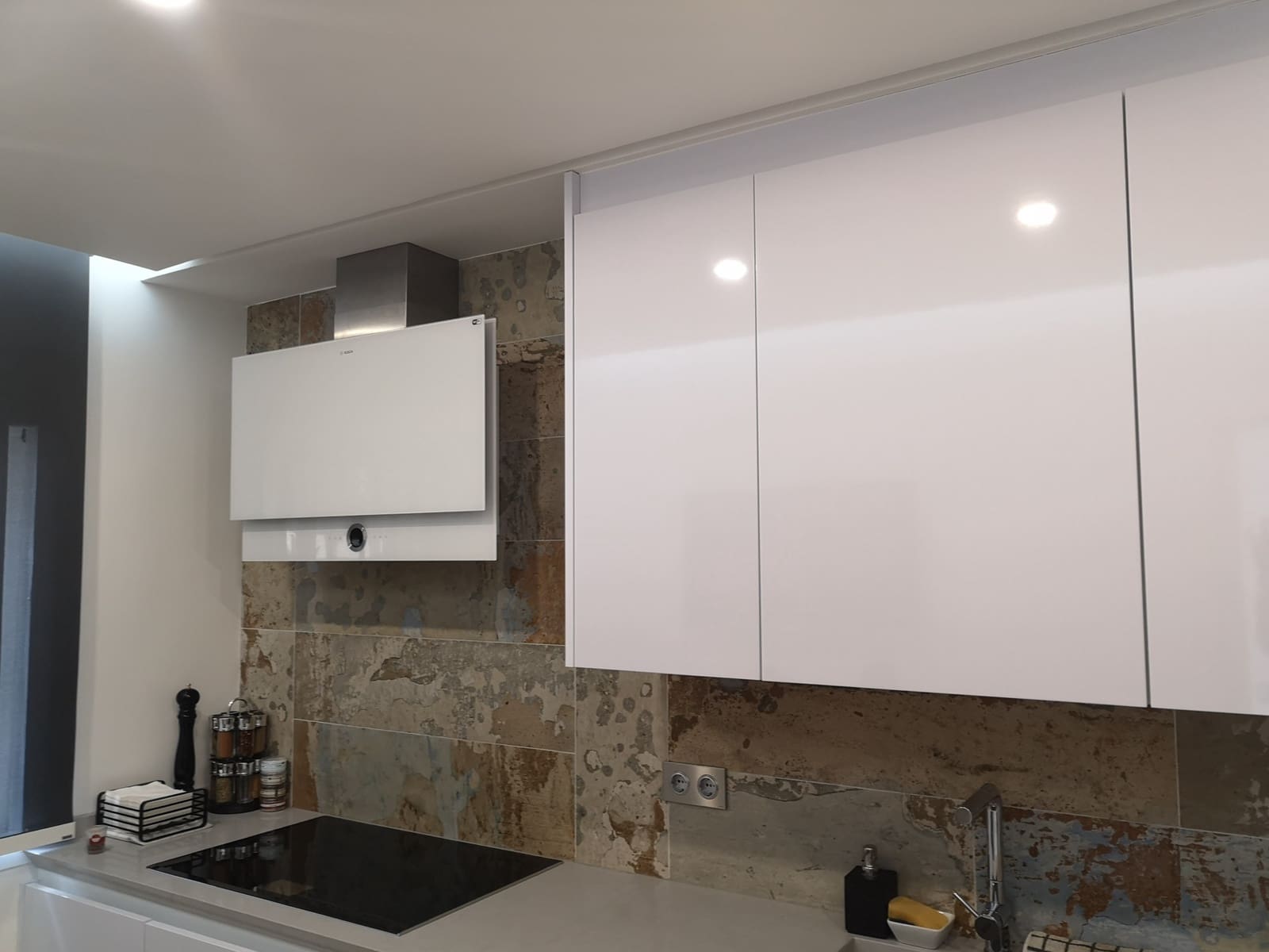 Casa de 4 habitaciones en Estepona en venta con garaje - 595.000 € (Ref: 9335643)