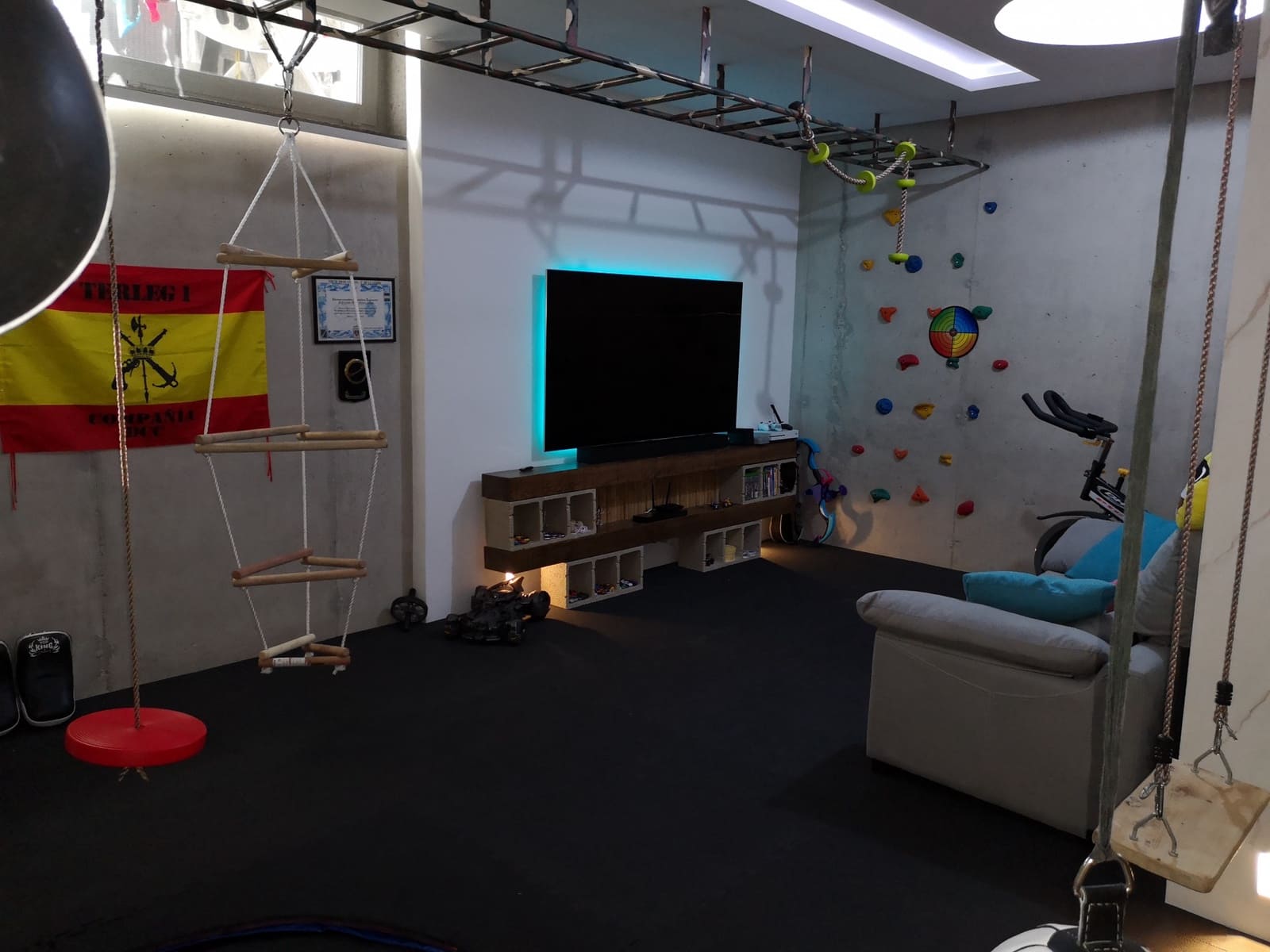 Casa de 4 habitaciones en Estepona en venta con garaje - 595.000 € (Ref: 9335643)