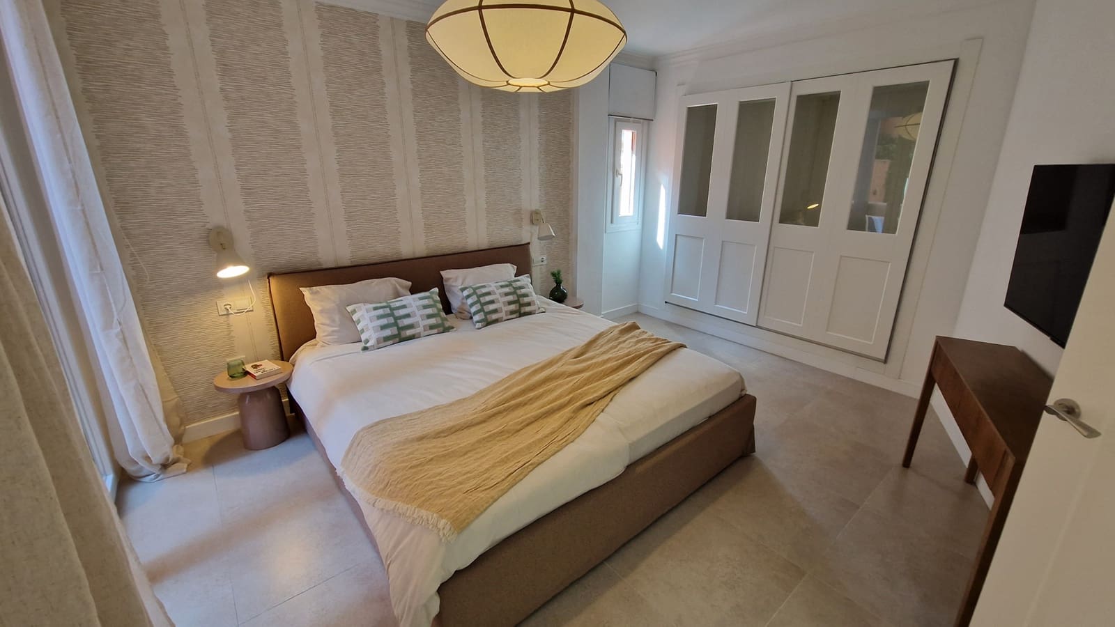 2 sypialnia Apartament na sprzedaż w El Paraiso z basenem garażem - 499 000 € (Ref: 9340356)