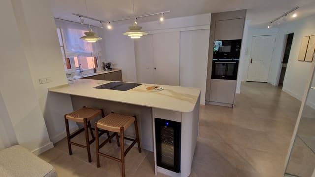 2 Zimmer Apartment zu verkaufen in El Paraiso, Estepona mit Pool Garage - 499.000 € (Ref: 9340356)