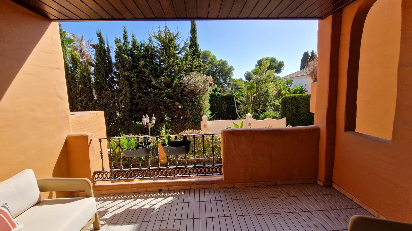 2 sypialnia Apartament na sprzedaż w El Paraiso z basenem garażem - 499 000 € (Ref: 9340356)