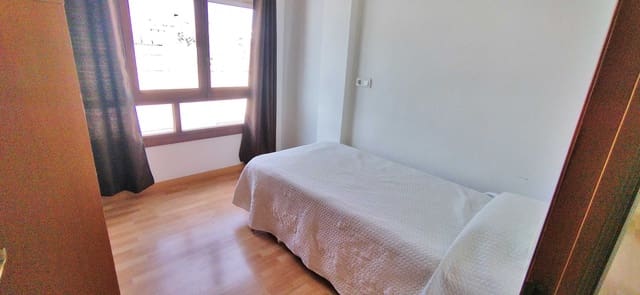 3 bedroom Flat for sale in Estepona - € 449,000 (Ref: 9348619)