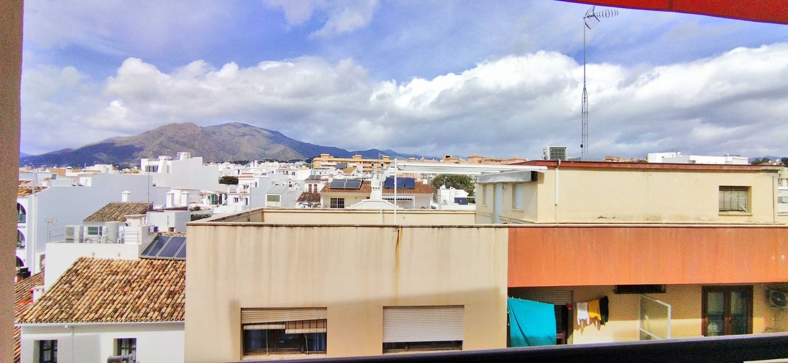 3 sovrum Lägenhet till salu i Estepona - 449 000 € (Ref: 9348619)