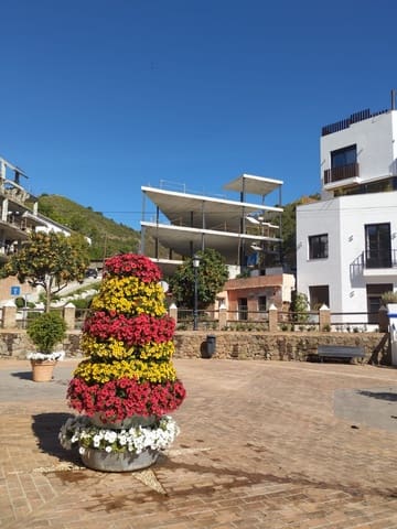 Terrain à Bâtir à vendre à Benahavís - 240 000 € (Ref: 9352942)