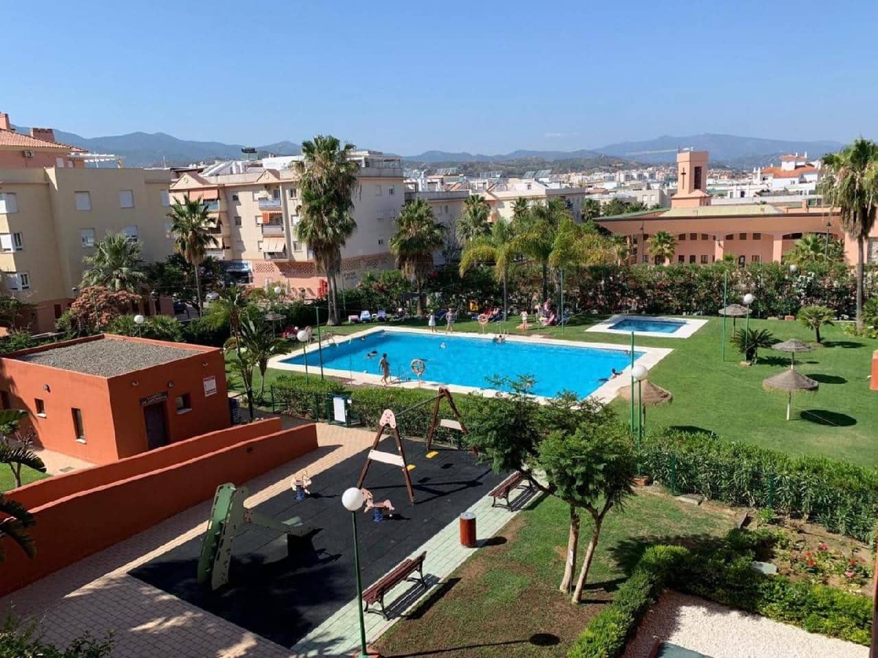 1 bedroom Apartment for sale in Estepona with pool garage - € 318,000 (Ref: 9360956)
