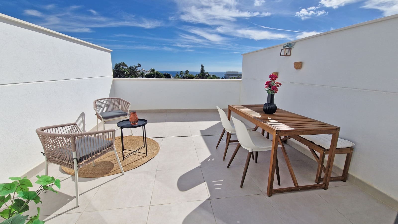 3 bedroom Apartment for sale in Estepona with pool garage - € 479,000 (Ref: 9371229)