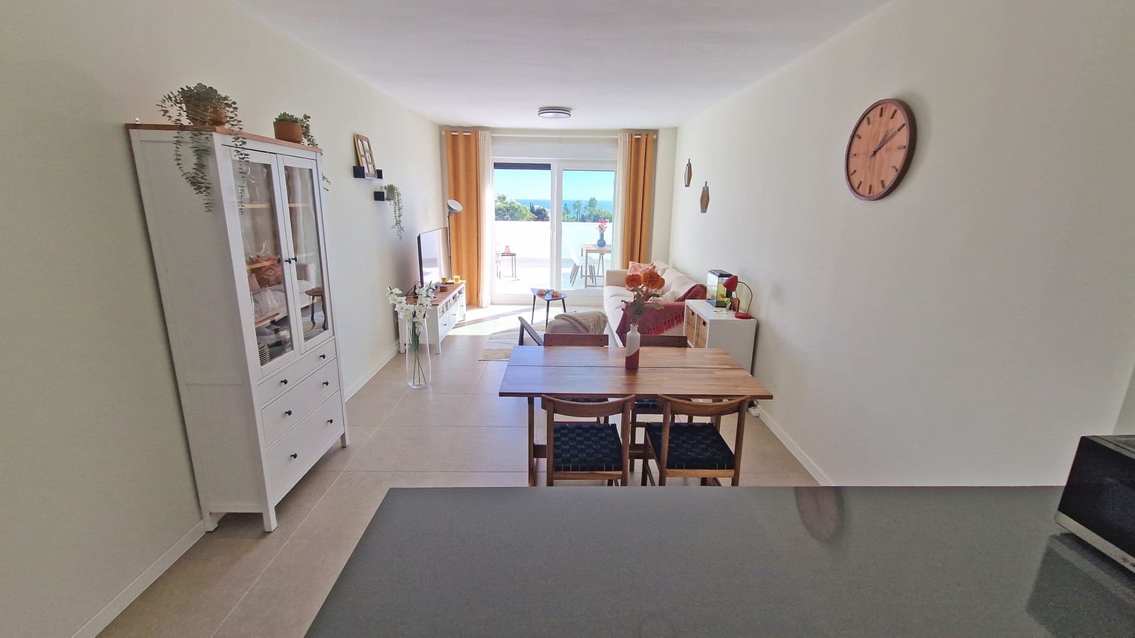 3 bedroom Apartment for sale in Estepona with pool garage - € 479,000 (Ref: 9371229)