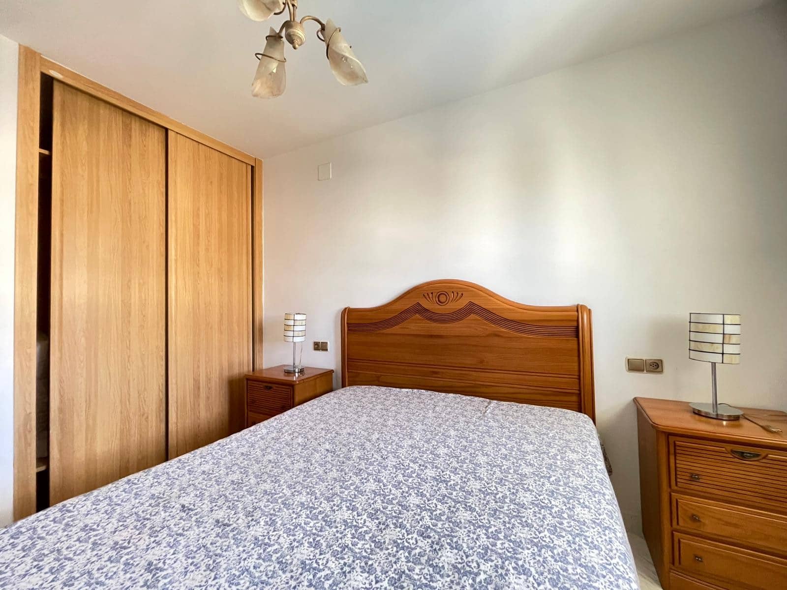 2 bedroom Apartment for sale in Estepona with pool garage - € 325,000 (Ref: 9374149)