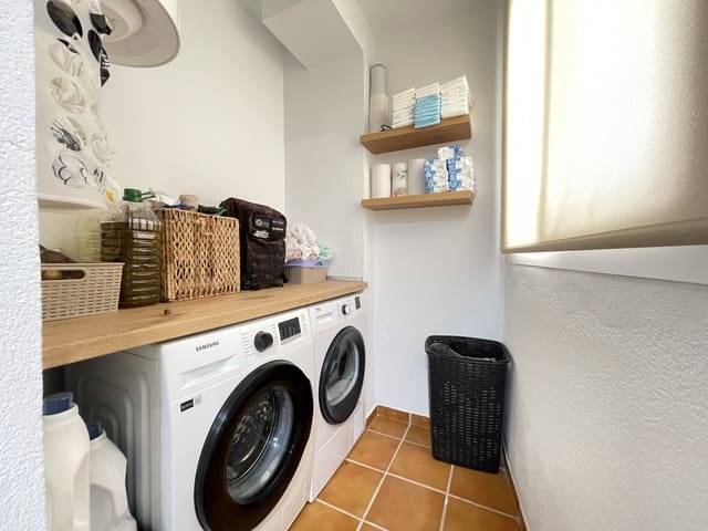 3 bedroom Apartment for sale in Casares - € 280,000 (Ref: 9419054)