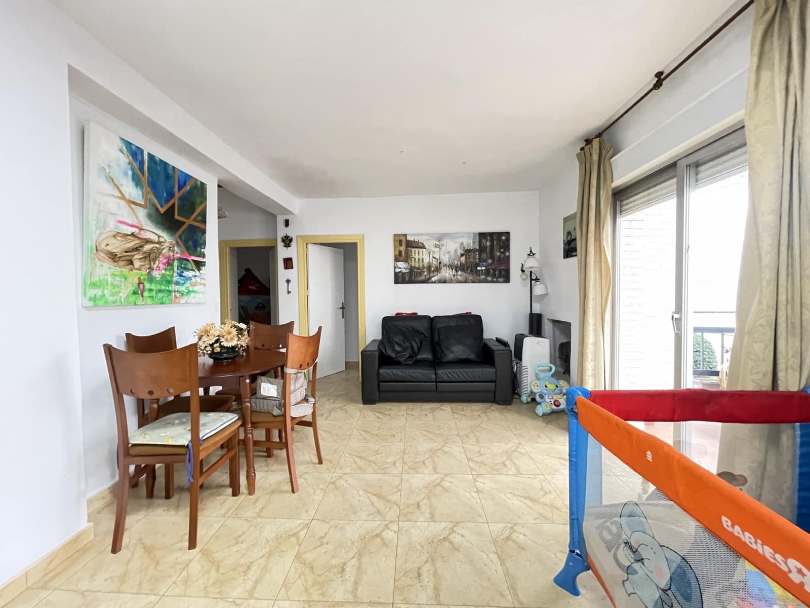 2 bedroom Apartment for sale in Estepona - € 225,000 (Ref: 9429419)