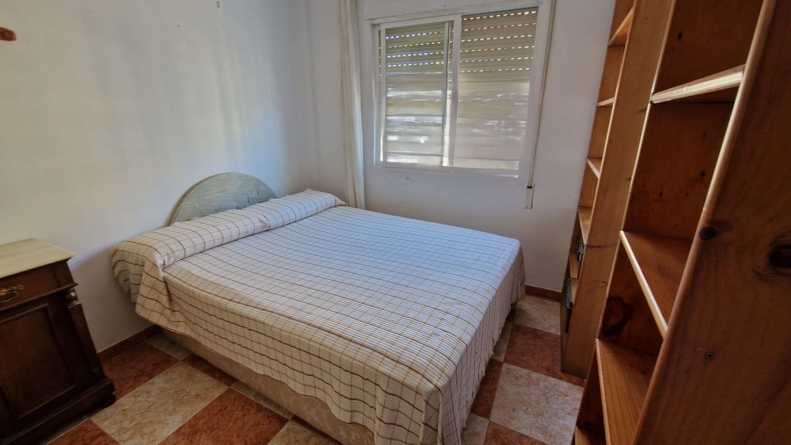 4 chambre Appartement à vendre à Estepona - 270 000 € (Ref: 9436509)