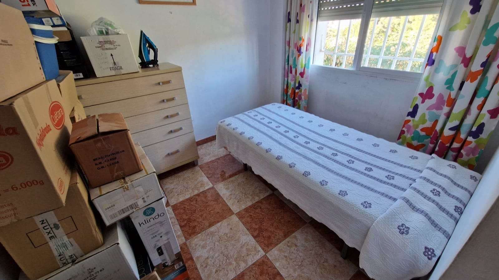 4 chambre Appartement à vendre à Estepona - 270 000 € (Ref: 9436509)