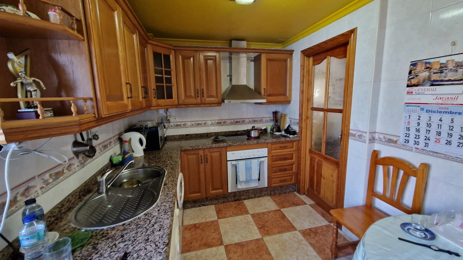 4 chambre Appartement à vendre à Estepona - 270 000 € (Ref: 9436509)