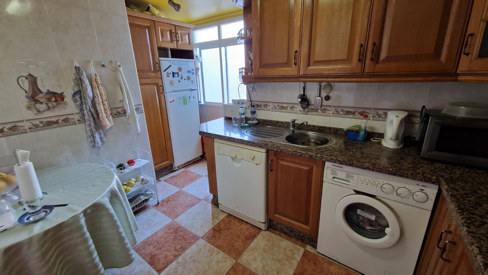 4 chambre Appartement à vendre à Estepona - 270 000 € (Ref: 9436509)