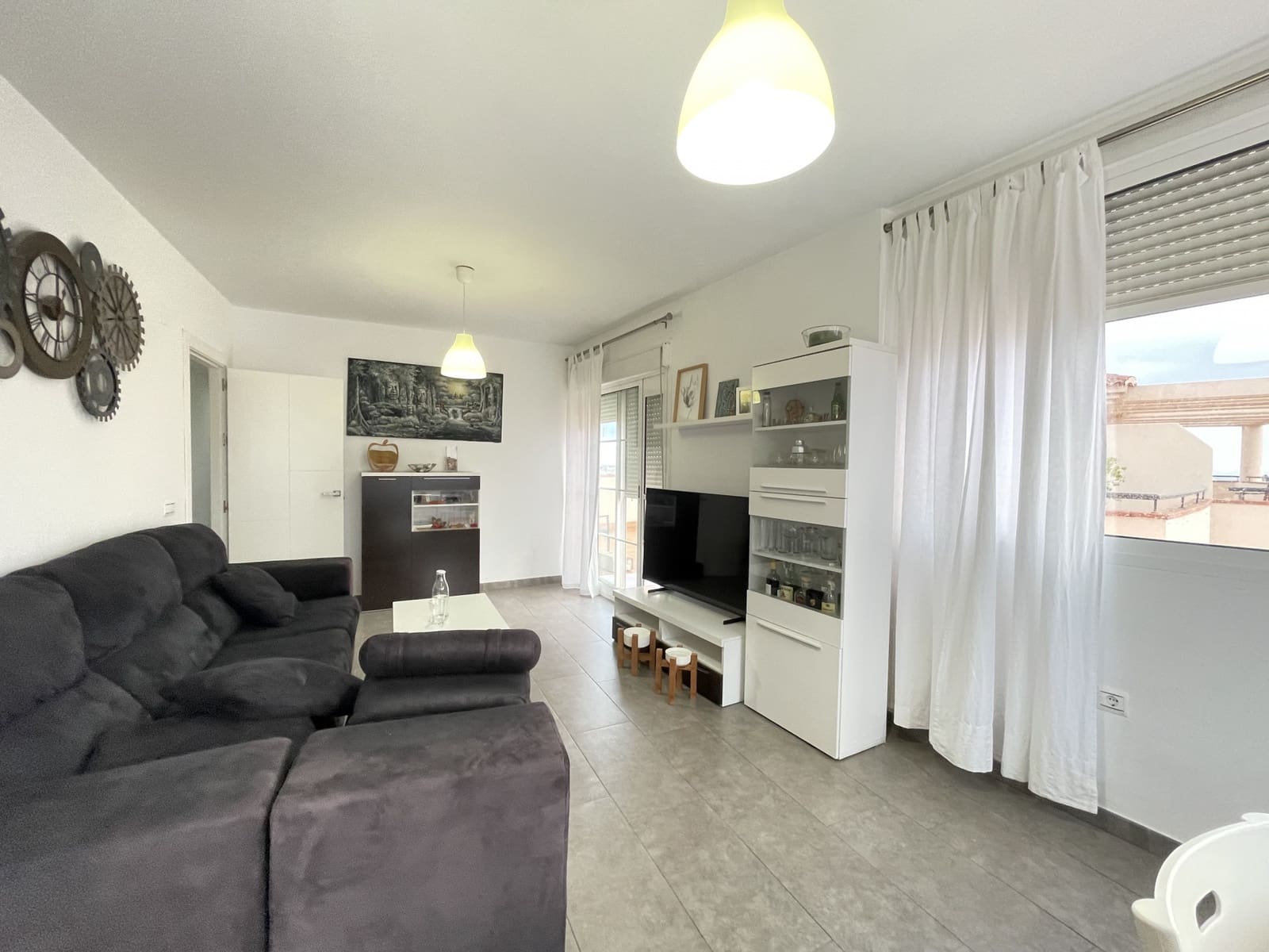 2 soveværelse Penthouse til salg i Estepona med swimmingpool garage - € 425.000 (Ref: 9439499)