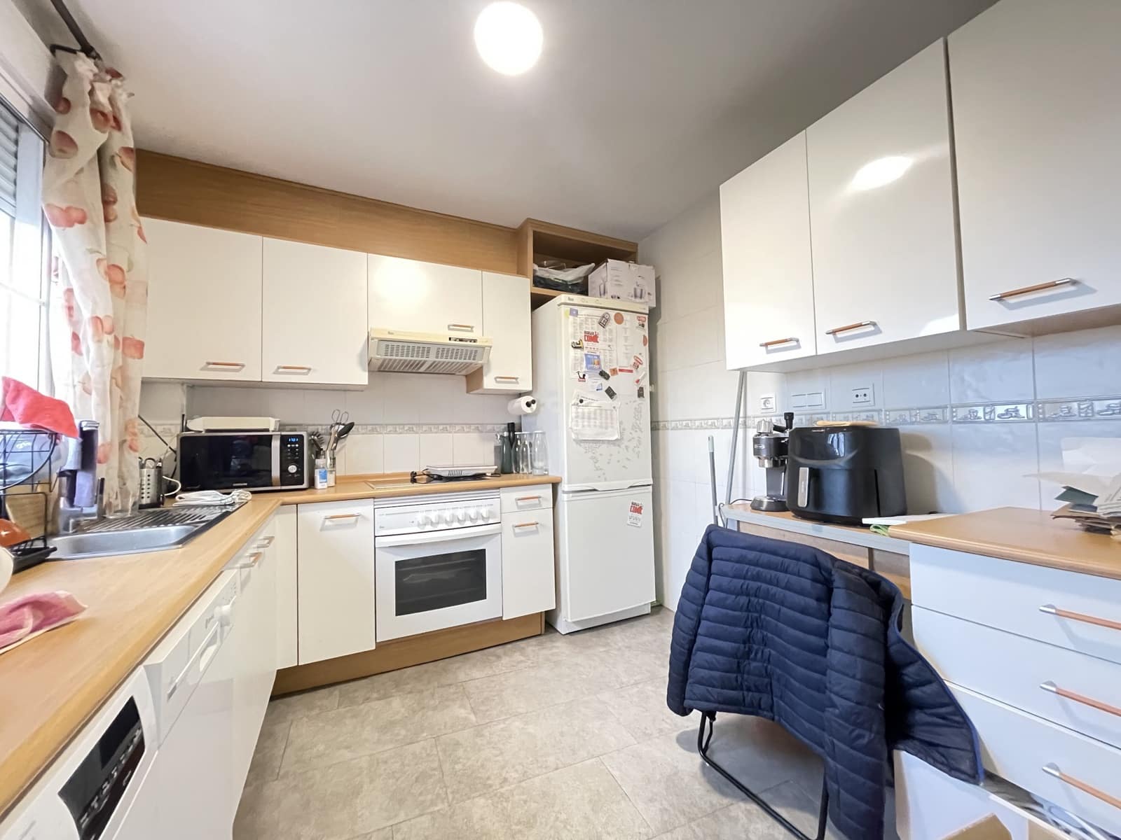 2 soveværelse Penthouse til salg i Estepona med swimmingpool garage - € 425.000 (Ref: 9439499)