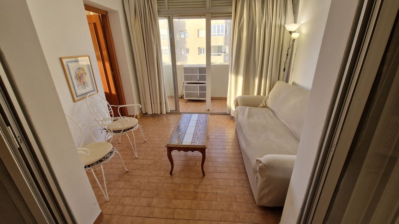 Apartamento de 2 habitaciones en Estepona en venta con piscina - 445.000 € (Ref: 9447048)