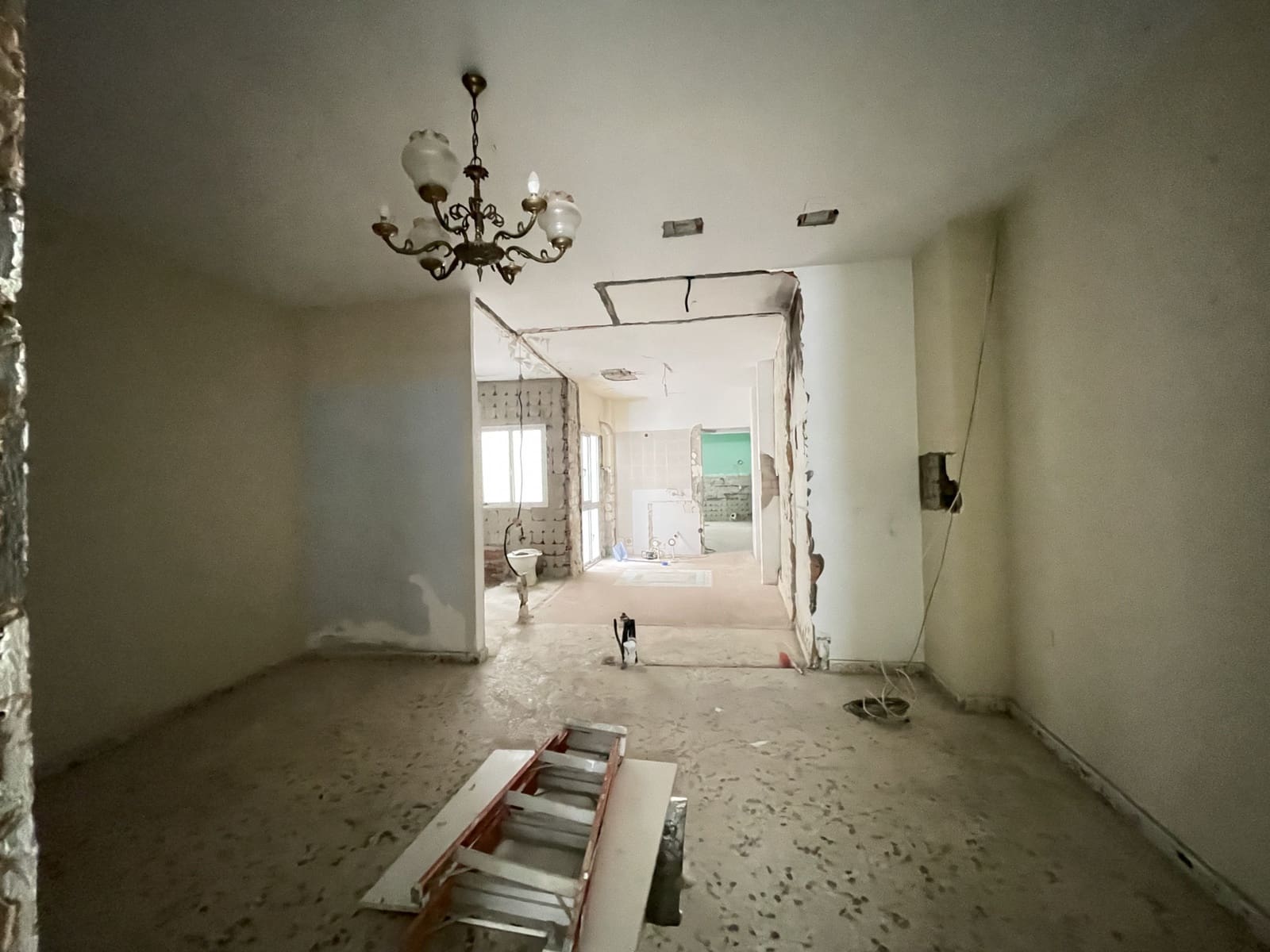 8 Zimmer Haus zu verkaufen in Estepona - 799.000 € (Ref: 9460733)