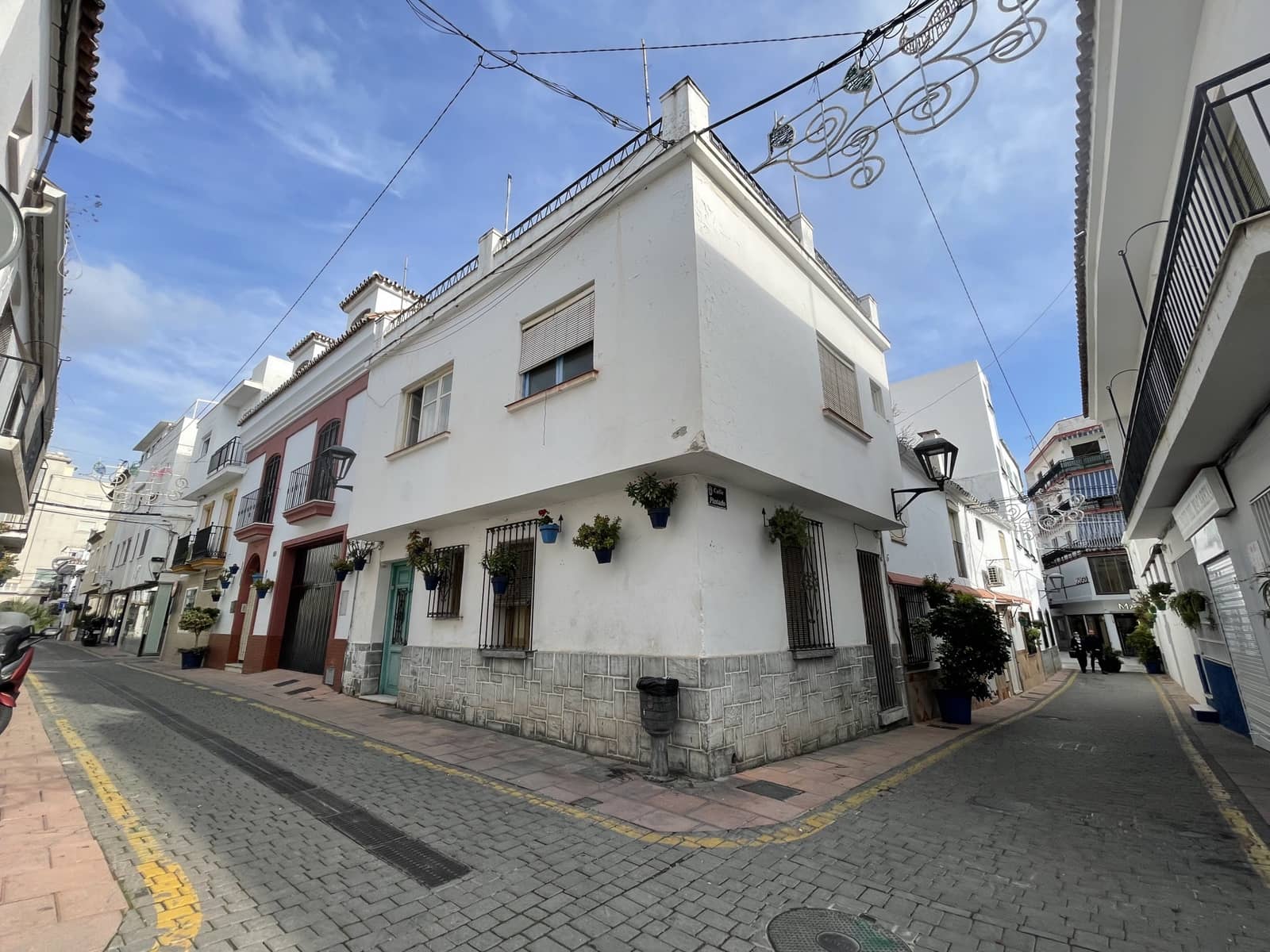 8 sypialnia Dom na sprzedaż w Estepona - 799 000 € (Ref: 9460733)