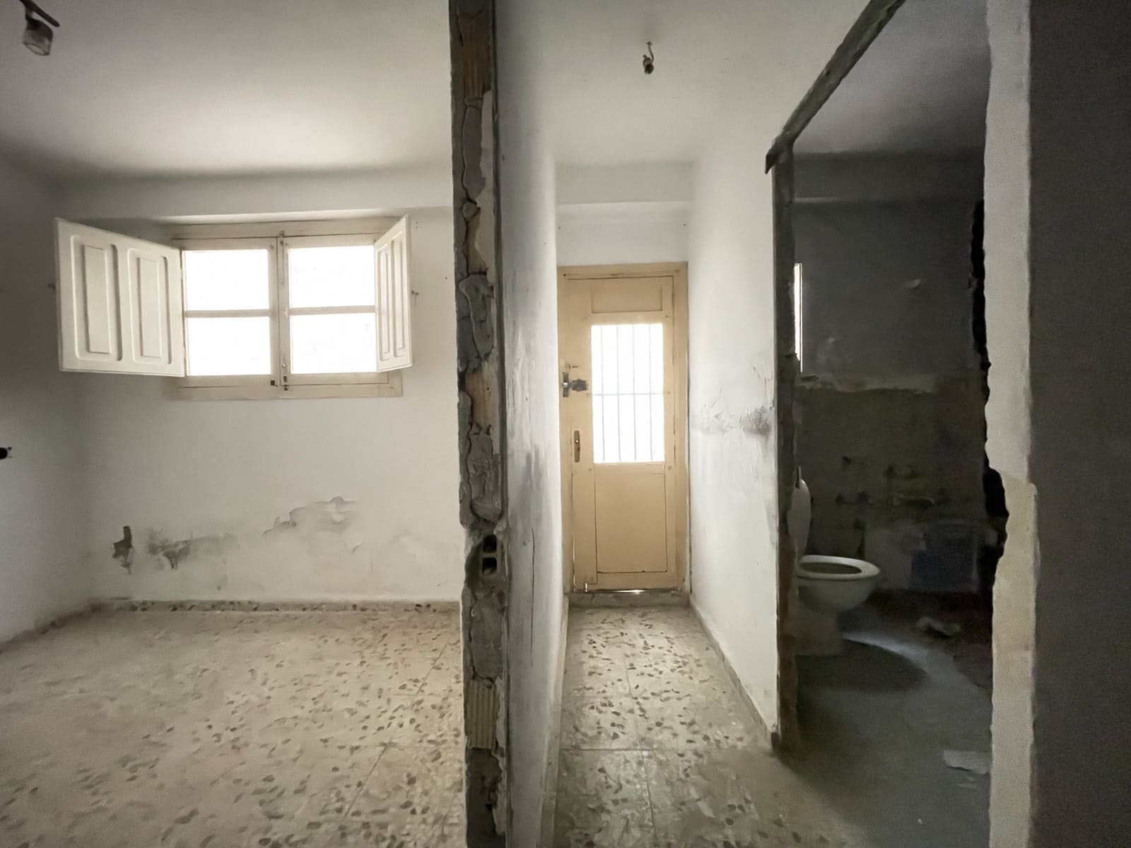 8 sypialnia Dom na sprzedaż w Estepona - 799 000 € (Ref: 9460733)