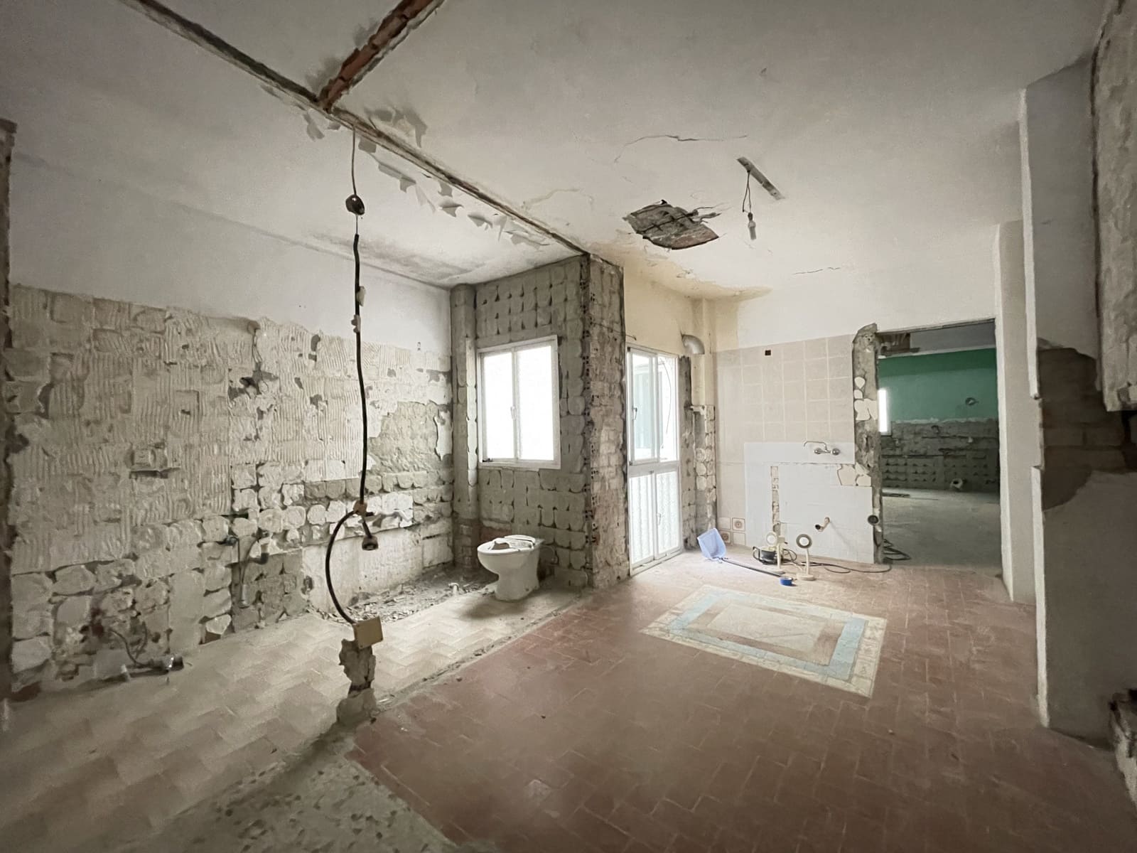 8 sypialnia Dom na sprzedaż w Estepona - 799 000 € (Ref: 9460733)