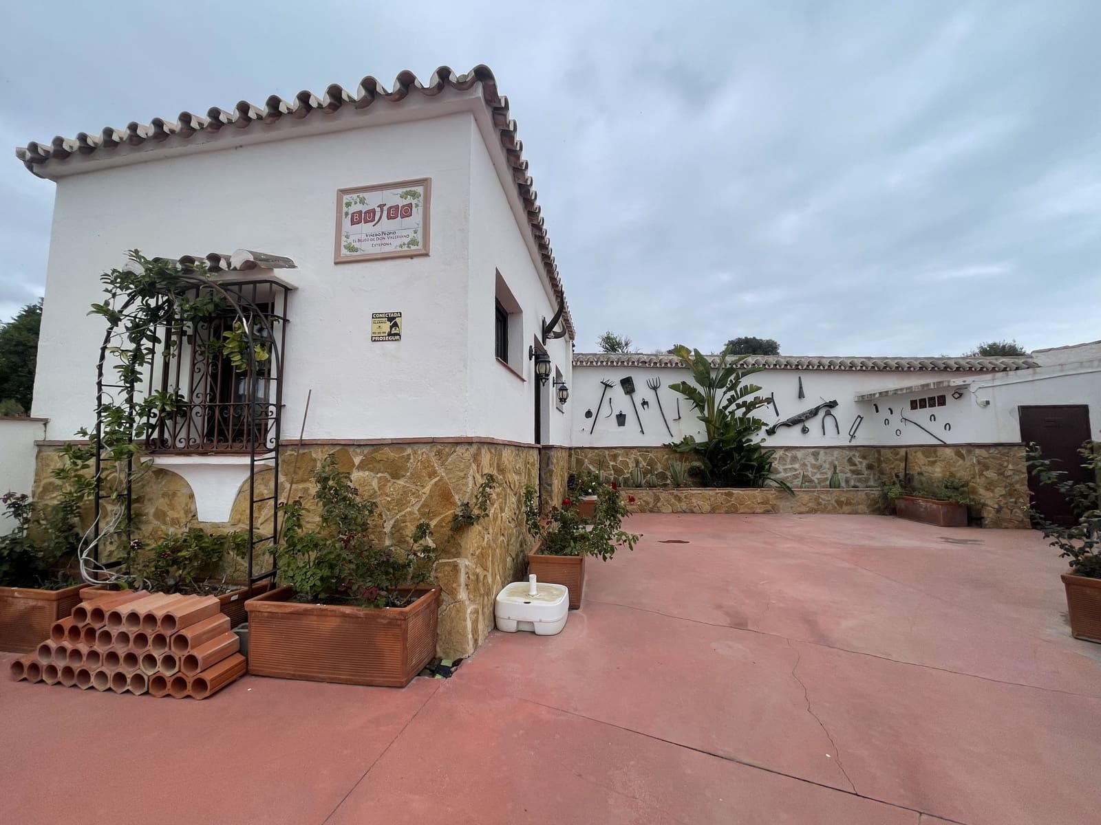 2 bedroom Finca/Country House for sale in Estepona with pool garage - € 1,600,000 (Ref: 9474583)