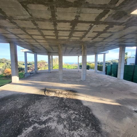 Terrain à Bâtir à vendre à Estepona - 636 000 € (Ref: 9614228)