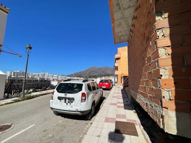 Commercieel te koop in Estepona - € 159.000 (Ref: 9614731)