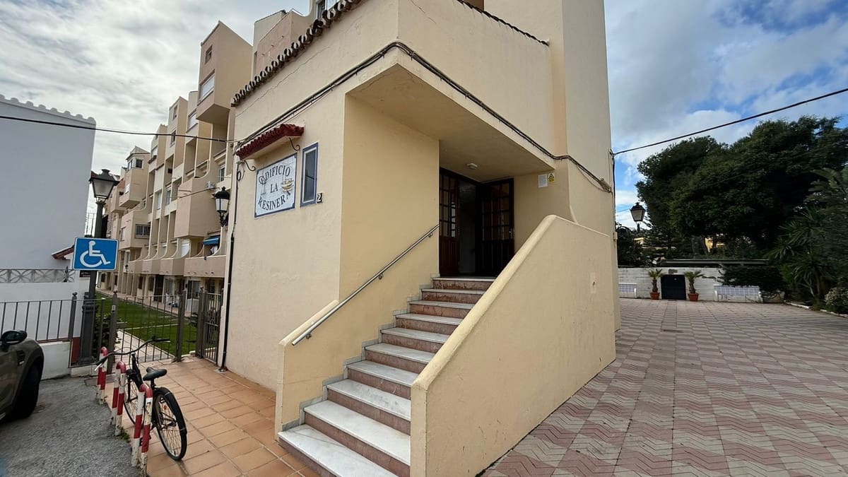 1 soveværelse Strandlejlighed til salg i Estepona - € 189.000 (Ref: 9635153)
