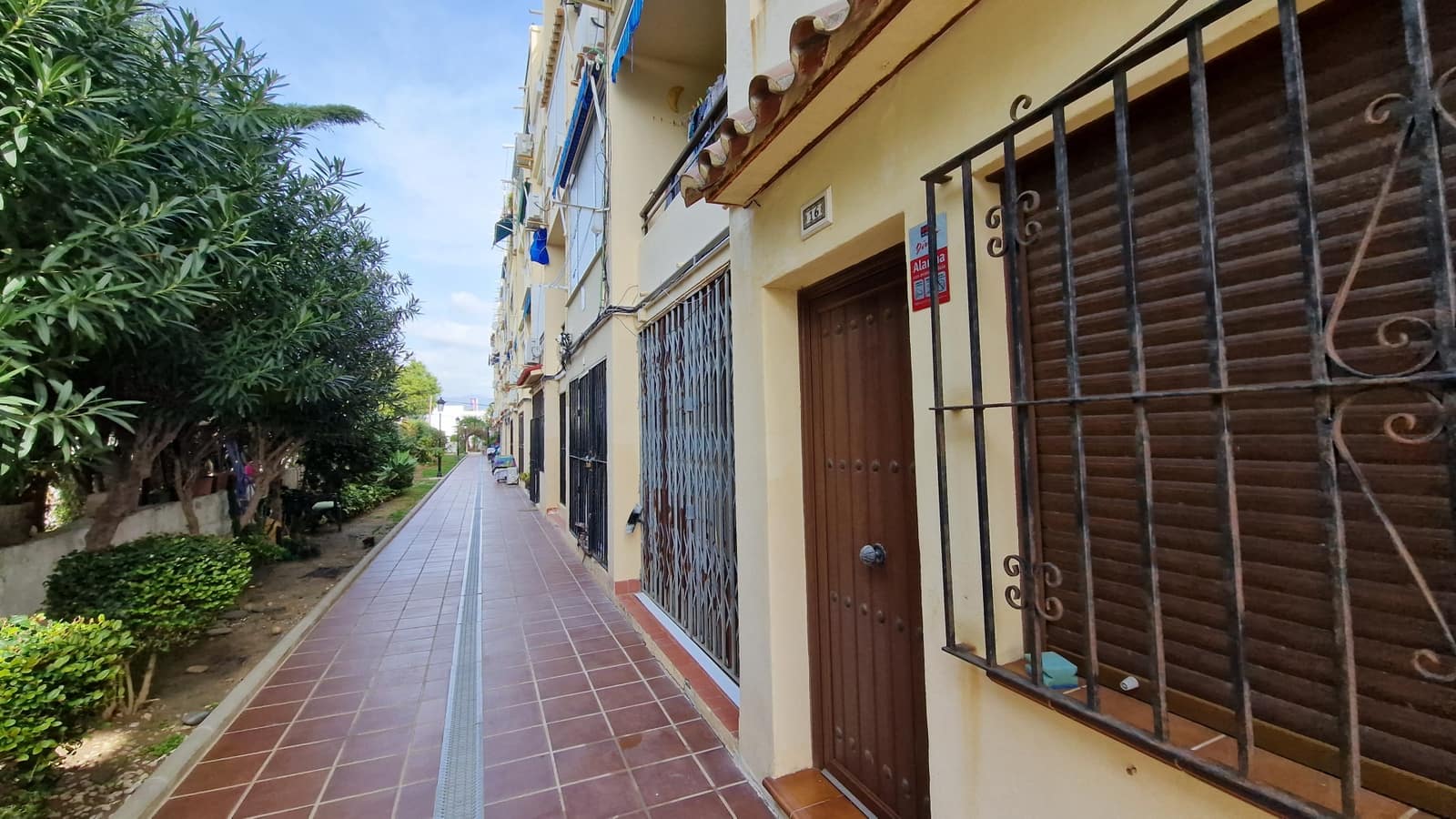 1 soveværelse Strandlejlighed til salg i Estepona - € 189.000 (Ref: 9635153)