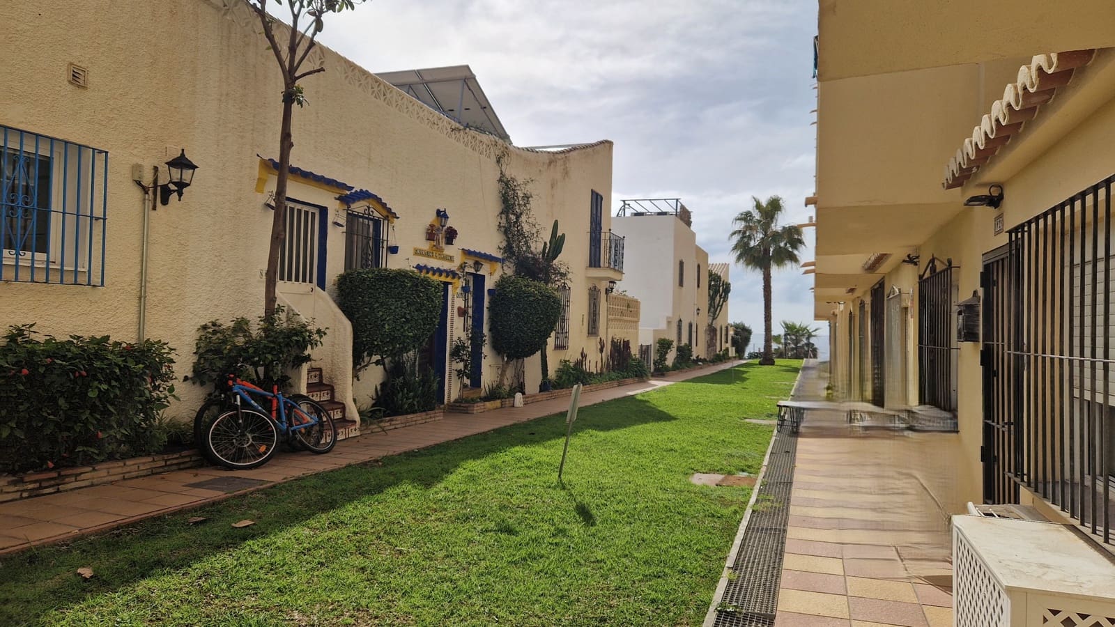 1 soveværelse Strandlejlighed til salg i Estepona - € 189.000 (Ref: 9635153)