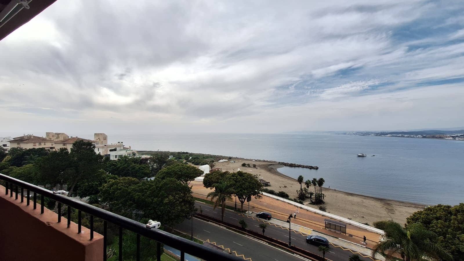 3 slaapkamer Appartement te koop in Estepona - € 525.000 (Ref: 9654227)