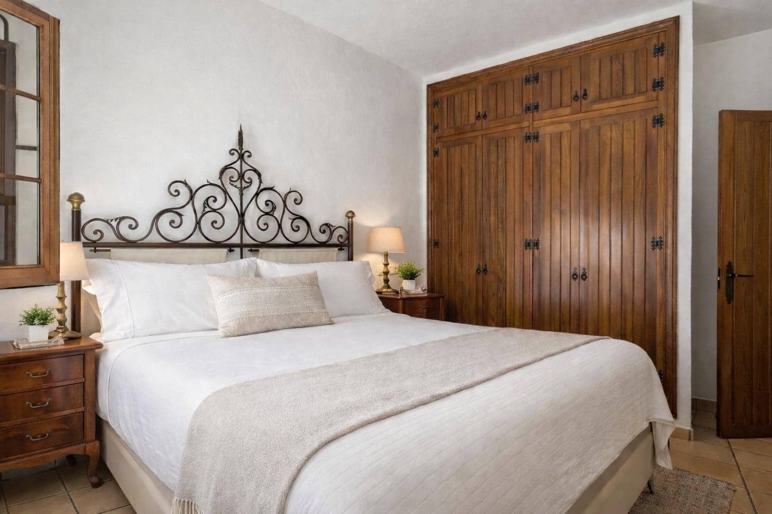 2 slaapkamer Huis te koop in Estepona - € 587.000 (Ref: 9665423)