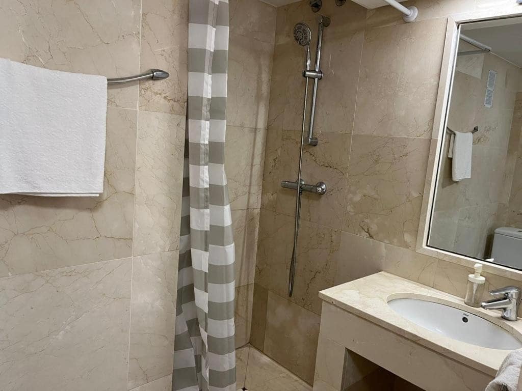 Estúdio para venda em Estepona - 239 000 € (Ref: 9669380)