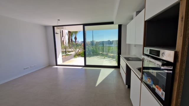 3 sovrum Lägenhet till salu i Centro, Estepona med pool garage - 499 500 € (Ref: 9688613)