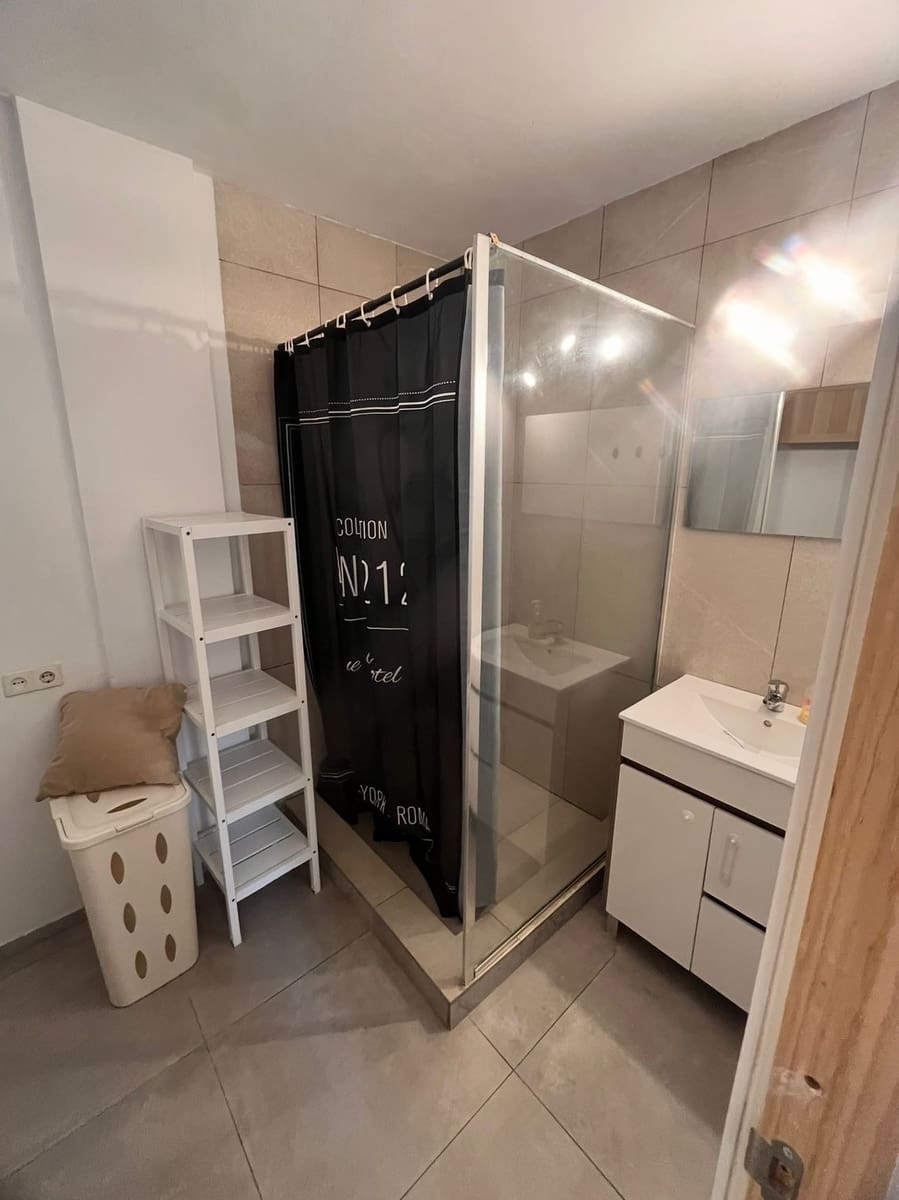 1 bedroom Apartment for sale in Estepona with pool garage - € 299,900 (Ref: 9740594)