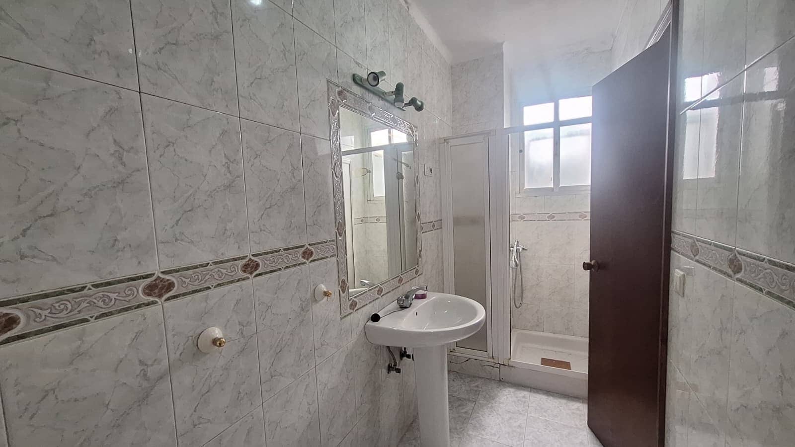 3 chambre Maison de Ville à vendre à Estepona - 435 000 € (Ref: 9743145)