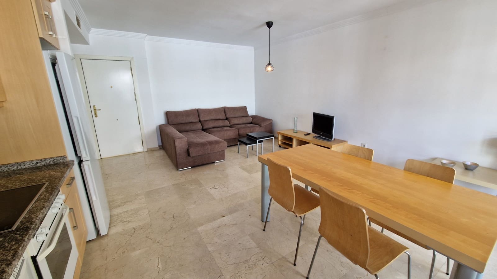 Apartamento de 1 habitación en Estepona en venta - 310.000 € (Ref: 9770052)