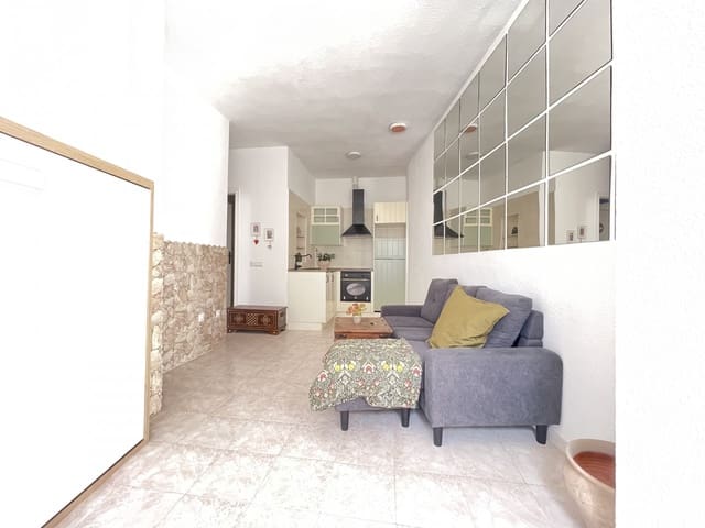 1 makuuhuone Omakotitalo myytävänä paikassa Estepona - 234 000 € (Ref: 9789441)