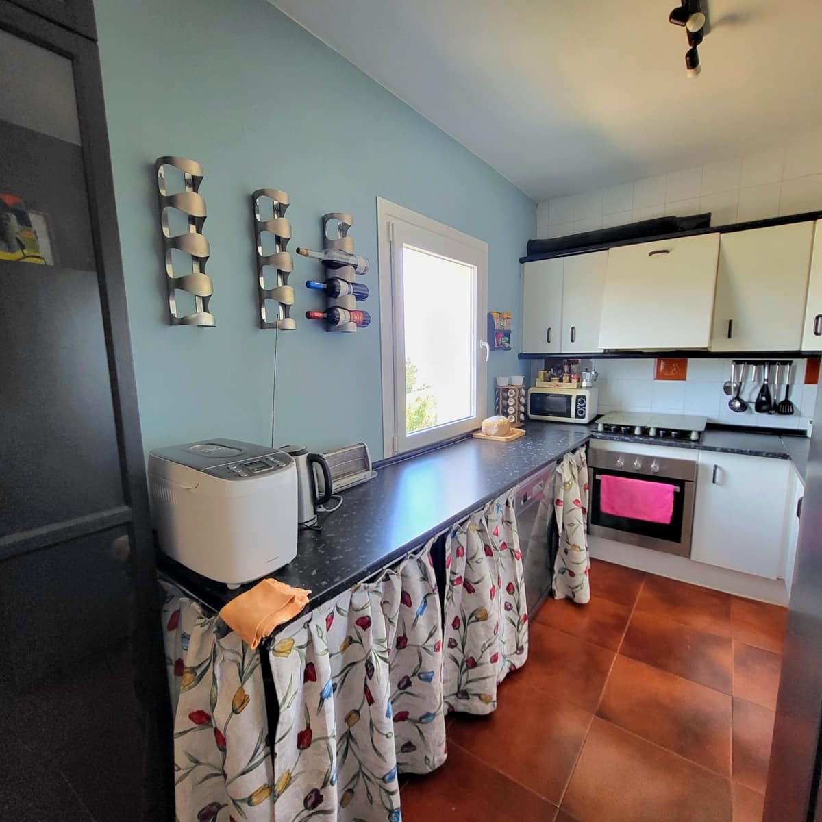 4 bedroom Semi-detached Villa for sale in Manilva with garage - € 320,000 (Ref: 9793372)
