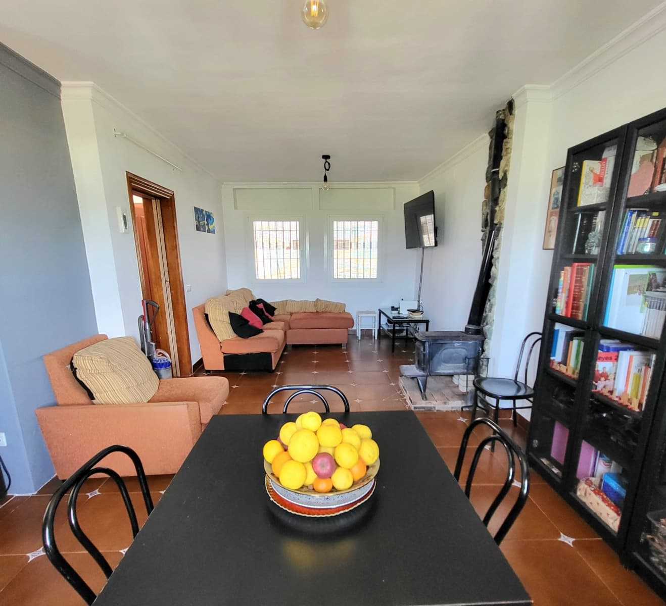 4 bedroom Semi-detached Villa for sale in Manilva with garage - € 320,000 (Ref: 9793372)