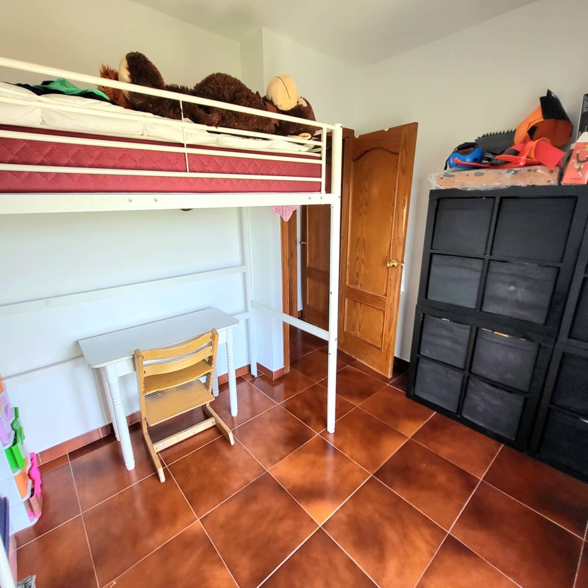 4 bedroom Semi-detached Villa for sale in Manilva with garage - € 320,000 (Ref: 9793372)