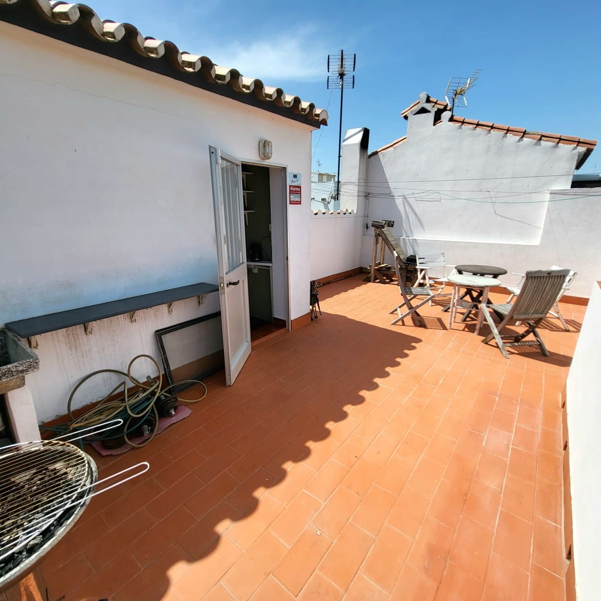 4 bedroom Semi-detached Villa for sale in Manilva with garage - € 320,000 (Ref: 9793372)