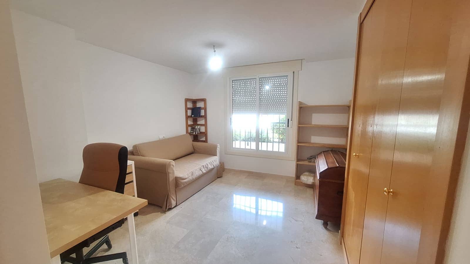 3 quarto Penthouse para venda em Guadalmina com piscina garagem - 610 000 € (Ref: 9797987)