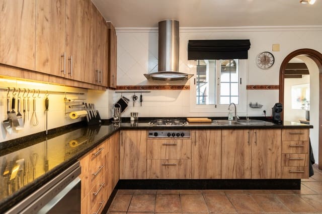 3 camera da letto Casa in vendita in Marina de Casares, Casares con piscina - 998.000 € (Rif: 9805715)