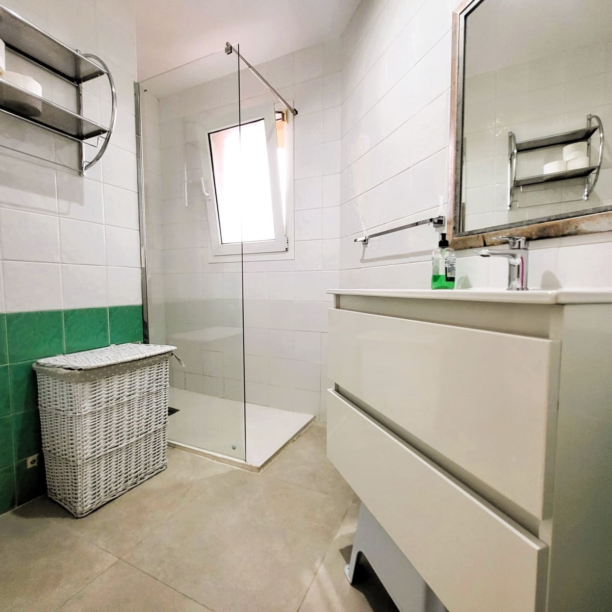 3 Zimmer Doppelhaus zu verkaufen in Manilva mit Pool Garage - 495.000 € (Ref: 9807471)